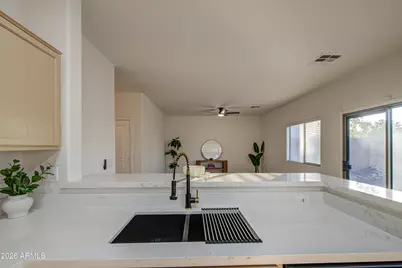 15510 N 169th Avenue, Surprise, AZ 85388 - Photo 12