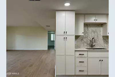 7930 E Camelback Road #709, Scottsdale, AZ 85251 - Photo 12