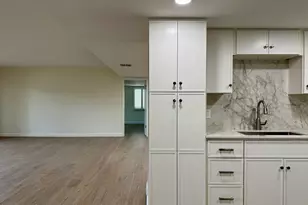 7930 E Camelback Rd, Scottsdale, AZ 85251 - Photo 12