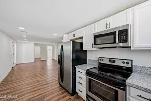 9802 N 13th Ave, Phoenix, AZ 85021 - Photo 8