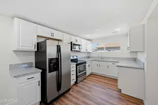 9802 N 13th Ave, Phoenix, AZ 85021 - Photo 6