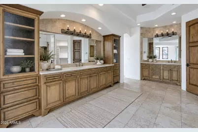 1611 E Desert Willow Drive, Phoenix, AZ 85048 - Photo 32