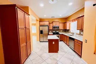 16115 N 21st Ln, Phoenix, AZ 85023 - Photo 8