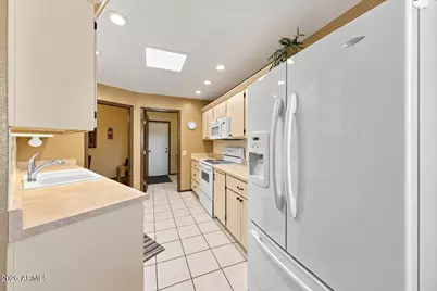17410 N 105th Avenue, Sun City, AZ 85373 - Photo 18