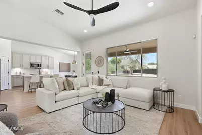 7805 S 21st Drive, Phoenix, AZ 85041 - Photo 16