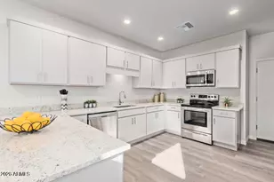 2030 East Michigan Ave, Phoenix, AZ 85022 - Photo 8