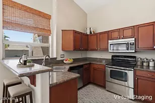 4319 E Tether Trail, Phoenix, AZ 85050 - Photo 4