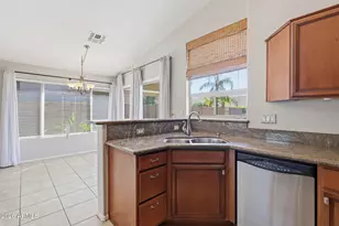 4319 E Tether Trail, Phoenix, AZ 85050 - Photo 14