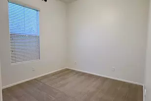 991 E Holland Park Dr, Gilbert, AZ 85297 - Photo 14