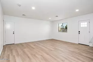 1835 W Hadley St, Phoenix, AZ 85007 - Photo 2