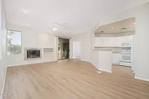 7887 N 16th St, Phoenix, AZ 85020 - Photo 2