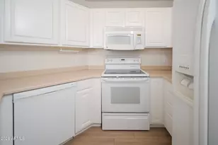 7887 N 16th St, Phoenix, AZ 85020 - Photo 6