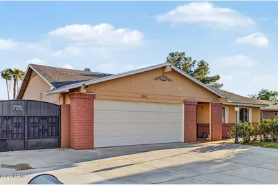8941 W Monterey Way, Phoenix, AZ 85037 - Photo 4