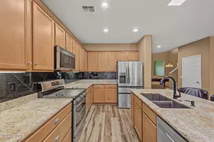 18527 W Surprise Farms Loop N, Surprise, AZ 85388 - Photo 18
