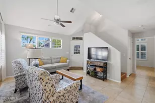 1633 E Lakeside Dr, Gilbert, AZ 85234 - Photo 6