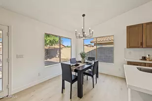 14904 W Honeysuckle Ln, Surprise, AZ 85374 - Photo 10