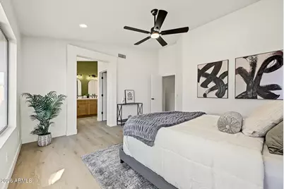 14904 W Honeysuckle Lane, Surprise, AZ 85374 - Photo 18