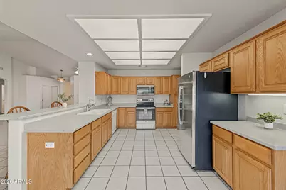 11412 E Navarro Avenue, Mesa, AZ 85209 - Photo 4