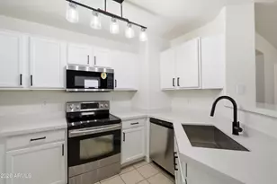 2272 W Gold Dust Ave, San Tan Valley, AZ 85144 - Photo 10