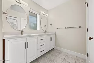 5131 E Weldon Ave, Phoenix, AZ 85018 - Photo 12
