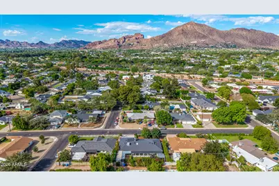 5131 E Weldon Avenue, Phoenix, AZ 85018 - Photo 4
