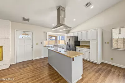 11218 N 63rd Avenue, Glendale, AZ 85304 - Photo 14
