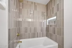 2431 E Desert Cove Ave, Phoenix, AZ 85028 - Photo 28