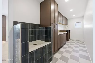 2431 E Desert Cove Avenue, Phoenix, AZ 85028 - Photo 38