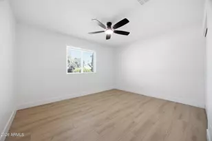 2431 E Desert Cove Ave, Phoenix, AZ 85028 - Photo 30