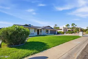 2431 E Desert Cove Ave, Phoenix, AZ 85028 - Photo 2