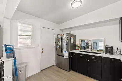 4132 N 28th Drive, Phoenix, AZ 85017 - Photo 14