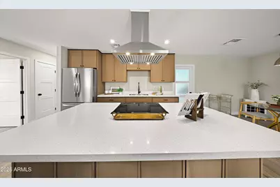 3030 N 41st Drive, Phoenix, AZ 85019 - Photo 4