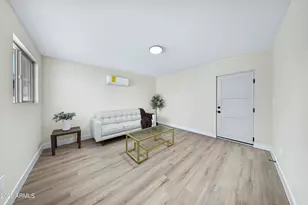 3030 N 41st Dr, Phoenix, AZ 85019 - Photo 28