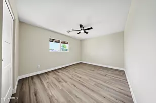 3030 N 41st Dr, Phoenix, AZ 85019 - Photo 24