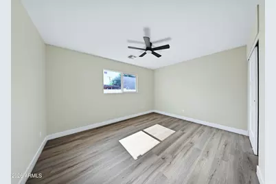 3030 N 41st Drive, Phoenix, AZ 85019 - Photo 18