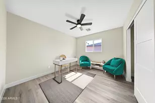 3030 N 41st Dr, Phoenix, AZ 85019 - Photo 22