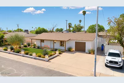 3030 N 41st Drive, Phoenix, AZ 85019 - Photo 1