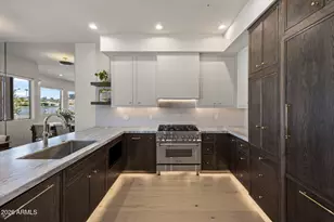 8270 N Hayden Rd, Scottsdale, AZ 85258 - Photo 10