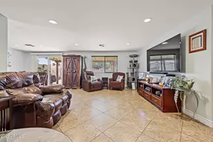 6151 W Zoe Ella Way, Glendale, AZ 85306 - Photo 10