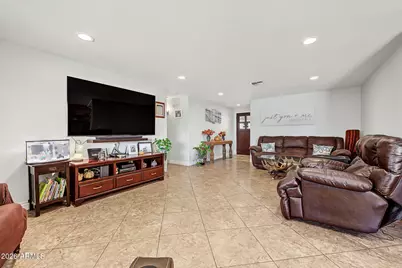 6151 W Zoe Ella Way, Glendale, AZ 85306 - Photo 8