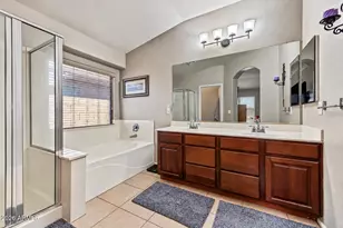 41917 W Michaels Dr, Maricopa, AZ 85138 - Photo 4