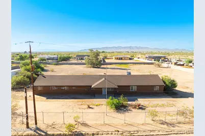 21515 W Lone Mountain Road, Wittmann, AZ 85361 - Photo 2