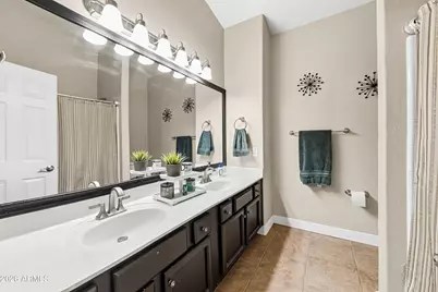 13287 W Holly Street, Goodyear, AZ 85395 - Photo 20