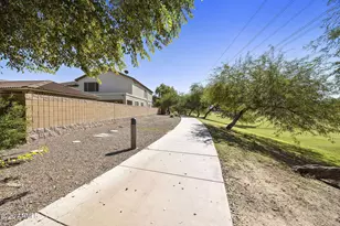11766 W Chase Ln, Avondale, AZ 85323 - Photo 72