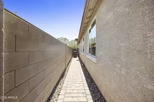 11766 W Chase Ln, Avondale, AZ 85323 - Photo 34