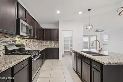 18575 W Pueblo Avenue, Goodyear, AZ 85338 - Photo 4