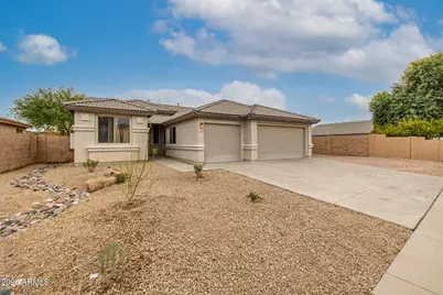 18455 N 167th Lane, Surprise, AZ 85374 - Photo 2