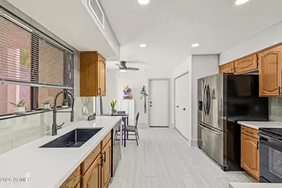 9120 W Taro Lane, Peoria, AZ 85382 - Photo 12