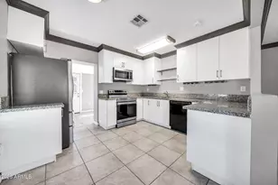 7505 N 60th Ave, Glendale, AZ 85301 - Photo 8
