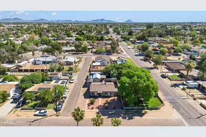 7505 N 60th Avenue, Glendale, AZ 85301 - Photo 32